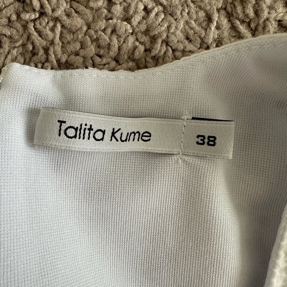 Talita Kume Elegant White Dress - Picture 7 of 8